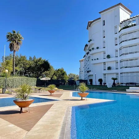 Wonderful Penthouse 3 Bedrooms In Puerto Banus -marbella *